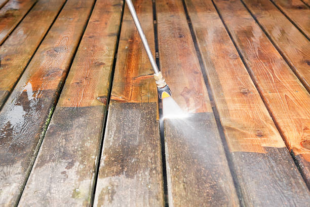 Why Choose Our Certified Pressure Washing Experts for Your Project Needs in Conway, SC?